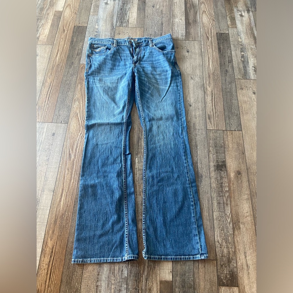 Men’s Cody James Relaxed Boot it Stretch Jeans-  38/36